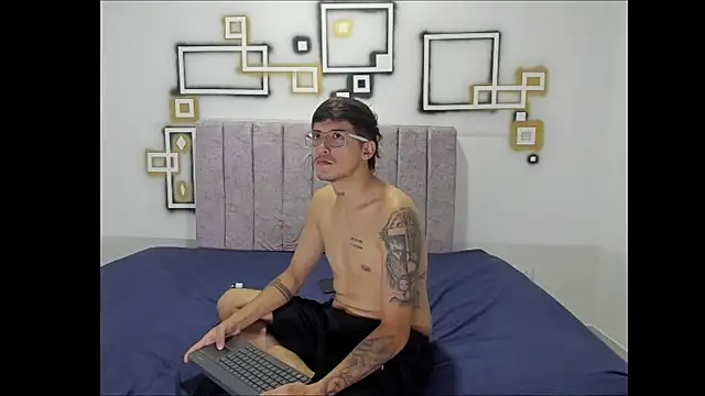 Snapshot of alana_dirty_sex chatting on October 25, 2025, 12:40 am alana dirty sex online show from October 25, 2025, 12:40 am