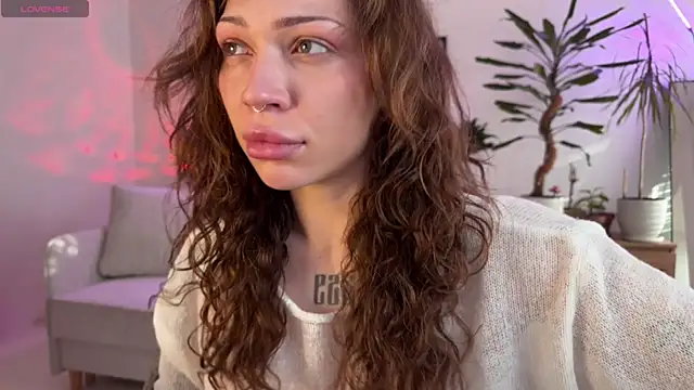 PaulaPratt online show from April 8, 2026, 5:51 am