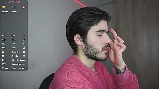 Snapshot of Tony_Wylie chatting on December 20, 2024, 7:01 am Tony Wylie online show from December 20, 2024, 7:01 am