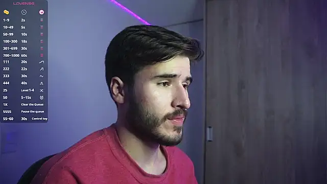 Snapshot of Tony_Wylie chatting on December 31, 2024, 2:08 am Tony Wylie online show from December 31, 2024, 2:08 am