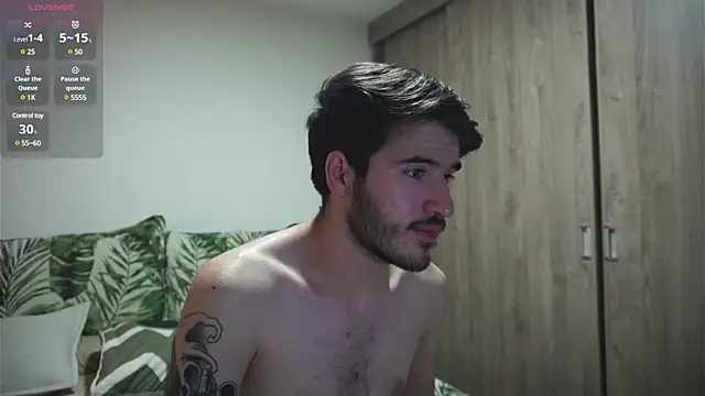 Snapshot of Tony_Wylie chatting on January 21, 2025, 6:23 pm Tony Wylie online show from January 21, 2025, 6:23 pm