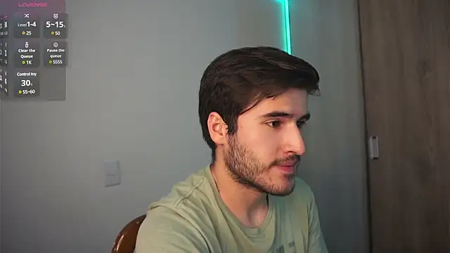 Snapshot of Tony_Wylie chatting on February 12, 2025, 8:29 pm Tony Wylie online show from February 12, 2025, 8:29 pm