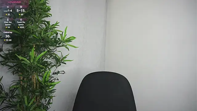 Snapshot of Tony_Wylie chatting on March 21, 2025, 11:55 am Tony Wylie online show from March 21, 2025, 11:55 am