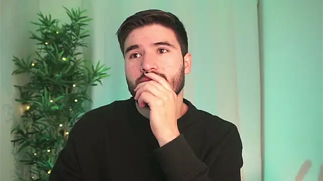 Snapshot of Tony_Wylie chatting on November 7, 2025, 9:53 am Tony Wylie online show from November 7, 2025, 9:53 am