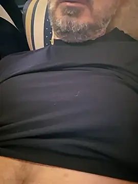 1talianBeutifulCock online show from October 30, 2025, 1:01 pm