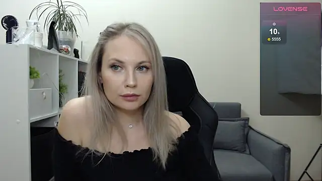 Sunny bunny6 online show from January 14, 2025, 2:43 pm