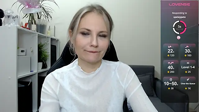 Sunny bunny6 online show from March 17, 2025, 6:29 am