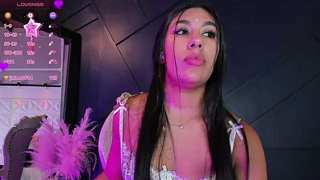 Emilyh  online show from February 3, 2025, 5:03 pm