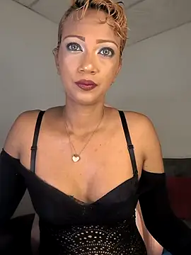 Amaliu  online show from September 22, 2025, 1:46 pm