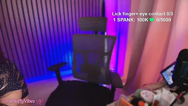 Snapshot of soffyvibes- chatting on November 6, 2025, 9:05 pm soffyvibes- online show from November 6, 2025, 9:05 pm