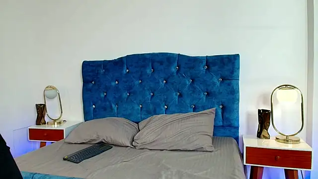 Andrewfalcon online show from February 5, 2025, 12:38 pm