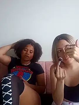 DANIELA MICHEL online show from December 6, 2024, 4:17 pm