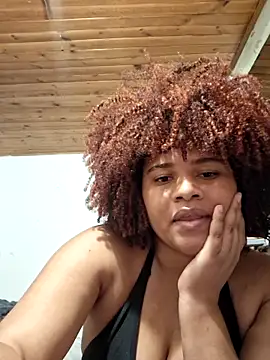 DANIELA MICHEL online show from November 28, 2025, 10:23 pm