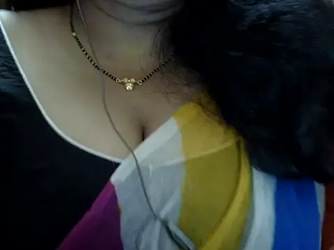 Riya riyaa online show from October 8, 2025, 3:31 pm