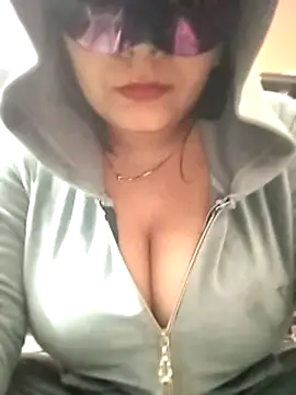 Snapshot of Anjalihotwife chatting on February 13, 2025, 6:05 pm Anjalihotwife online show from February 13, 2025, 6:05 pm