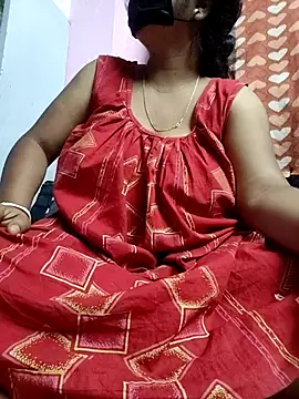 BERRY 00 online show from April 7, 2026, 5:57 pm