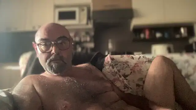MM7026 online show from May 28, 2026, 4:15 pm