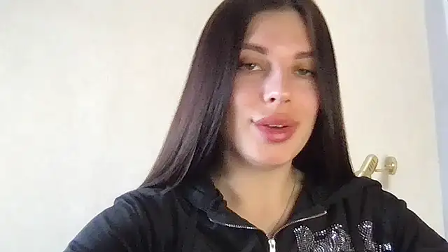 MoonriseGoddess online show from April 5, 2026, 9:28 am