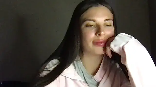 MoonriseGoddess online show from April 25, 2026, 5:43 pm