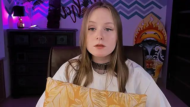 VivienLeeigh online show from March 2, 2025, 12:11 pm