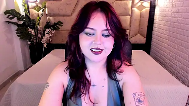 crimson tati  online show from May 14, 2026, 4:19 am