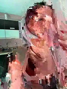 KellyOlsenbe online show from October 5, 2025, 8:40 pm