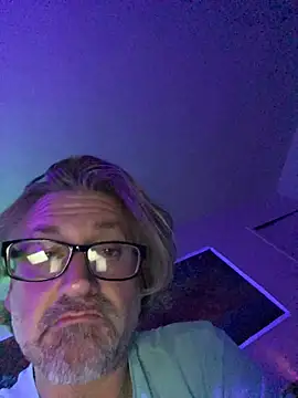 onlym4m online show from October 25, 2025, 4:13 pm