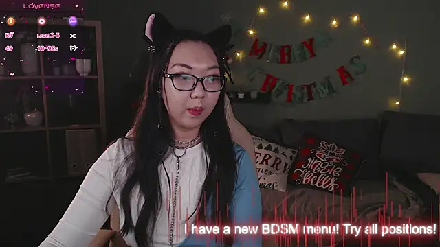 Snapshot of Marine_Vact chatting on January 4, 2025, 12:27 pm Marine Vact online show from January 4, 2025, 12:27 pm