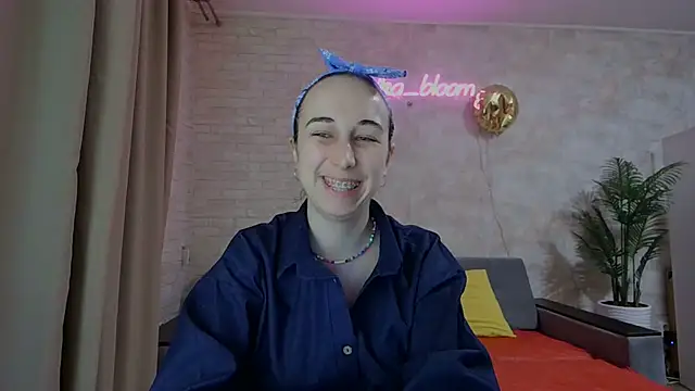 Anika bloom online show from February 26, 2025, 9:16 pm