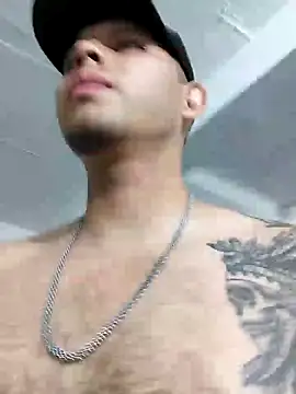 King russo online show from May 10, 2026, 1:44 am