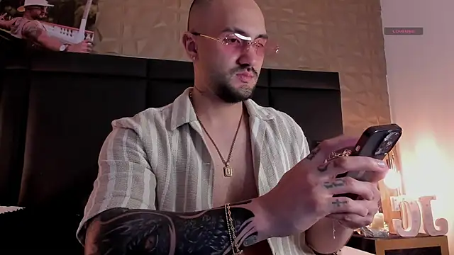 Snapshot of JeanColleman chatting on October 15, 2025, 4:45 am JeanColleman online show from October 15, 2025, 4:45 am