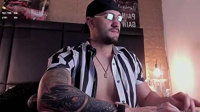 Snapshot of JeanColleman chatting on November 8, 2025, 4:12 am JeanColleman online show from November 8, 2025, 4:12 am