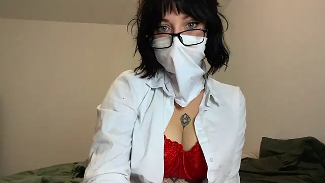 Cleopatra Candy online show from November 18, 2025, 9:14 am