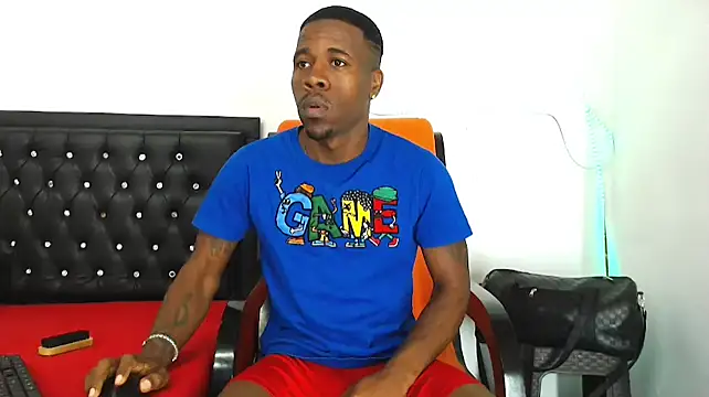 Damian hart 24CM online show from November 26, 2025, 8:37 am