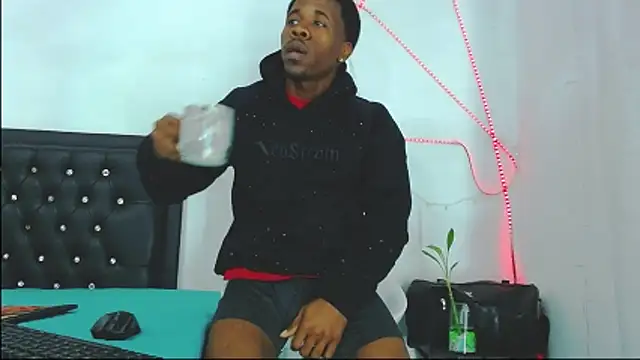 Snapshot of Damian_hart_24CM chatting on April 4, 2026, 9:40 am Damian hart 24CM online show from April 4, 2026, 9:40 am