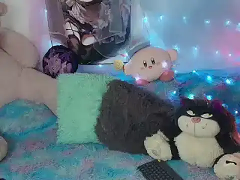 Snapshot of Kurumi57 chatting on October 18, 2025, 12:17 pm Kurumi57 online show from October 18, 2025, 12:17 pm