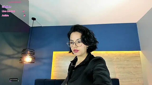 victoria byte online show from November 7, 2025, 8:31 pm