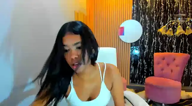 skinny cloe online show from December 3, 2024, 3:30 am