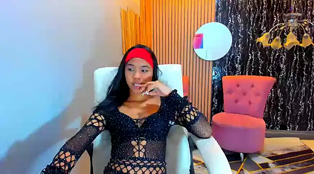 skinny cloe online show from December 4, 2024, 3:15 am