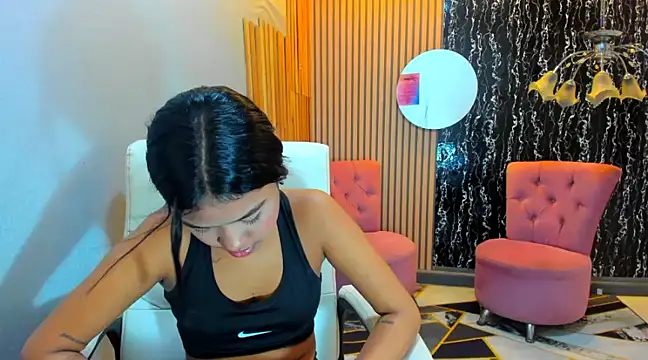 skinny cloe online show from December 10, 2024, 2:59 am