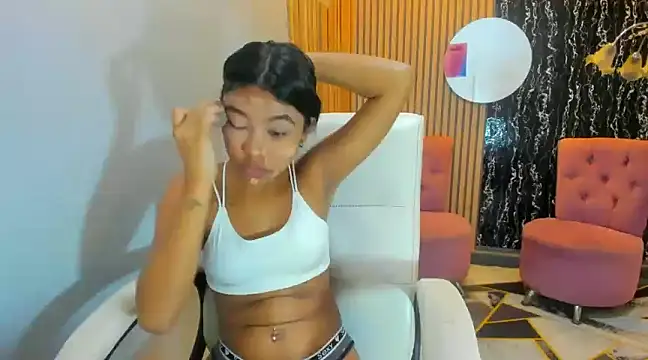 skinny cloe online show from December 12, 2024, 11:36 pm