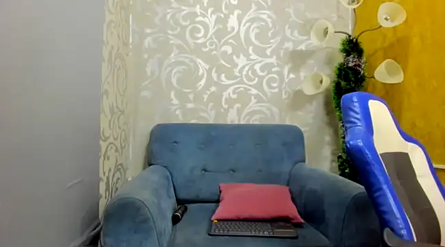 skinny cloe online show from December 20, 2024, 3:36 am