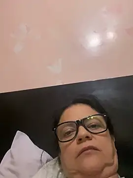 Sharongirl07 online show from December 16, 2024, 9:35 am