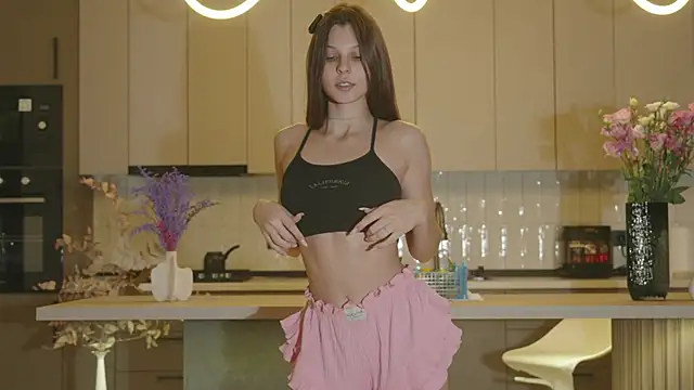 Snapshot of whisper_of_love chatting on November 4, 2025, 2:10 am whisper of love online show from November 4, 2025, 2:10 am