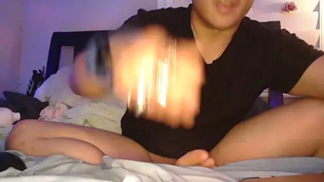 cloudyspun online show from November 27, 2025, 1:40 am