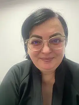 Snapshot of Amandamuller1982 chatting on January 6, 2025, 1:53 am Amandamuller1982 online show from January 6, 2025, 1:53 am