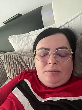 Snapshot of Amandamuller1982 chatting on January 22, 2025, 1:11 pm Amandamuller1982 online show from January 22, 2025, 1:11 pm