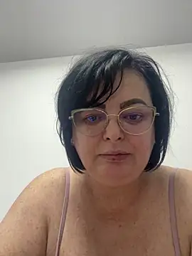 Snapshot of Amandamuller1982 chatting on February 2, 2025, 9:45 pm Amandamuller1982 online show from February 2, 2025, 9:45 pm