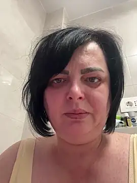 Snapshot of Amandamuller1982 chatting on February 10, 2025, 6:53 am Amandamuller1982 online show from February 10, 2025, 6:53 am