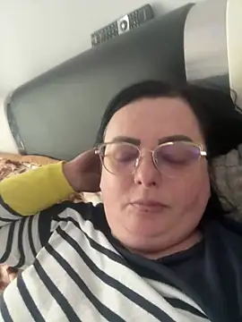 Snapshot of Amandamuller1982 chatting on February 16, 2025, 1:38 pm Amandamuller1982 online show from February 16, 2025, 1:38 pm